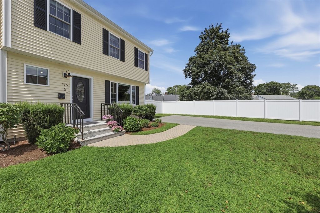 173 Bedford Road 2, Woburn, MA 01801