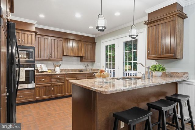 11910 CHARLES ST, La Plata, MD 20646