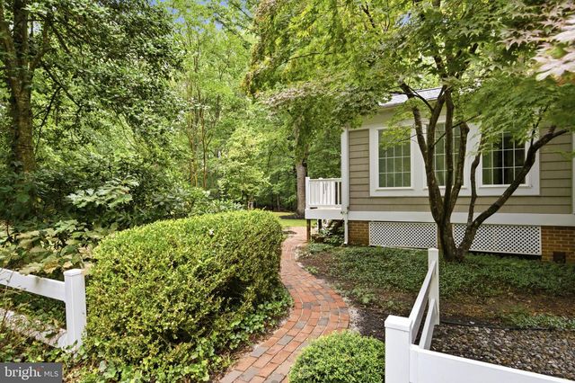 11910 CHARLES ST, La Plata, MD 20646