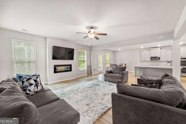 121 Jodi Place, Locust Grove, GA 30248
