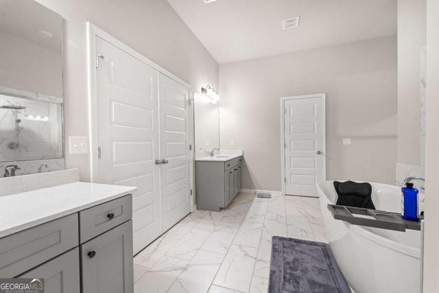 121 Jodi Place, Locust Grove, GA 30248