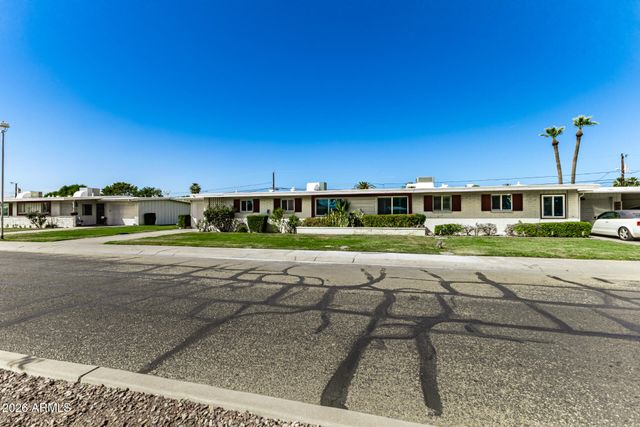 10752 W PEORIA Avenue, Sun City, AZ 85351