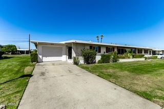 10752 W PEORIA Avenue, Sun City, AZ 85351