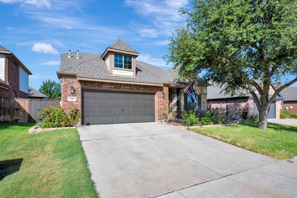 12509 Outlook Avenue, Fort Worth, TX 76244 — photo 2