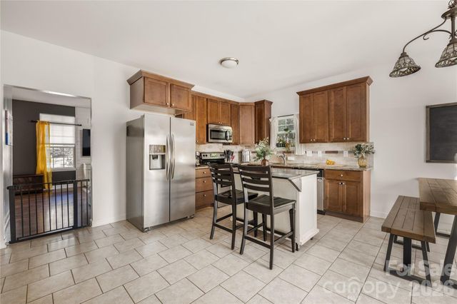 107 Barndale Drive, Troutman, NC 28166