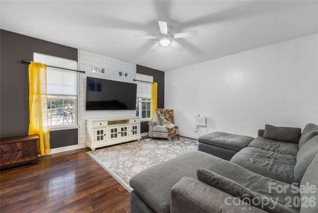 107 Barndale Drive, Troutman, NC 28166