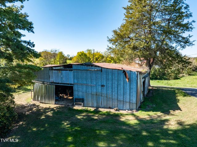 1604 Boones Creek Road, Jonesborough, TN 37659