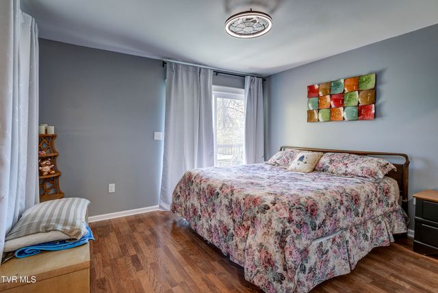 1604 Boones Creek Road, Jonesborough, TN 37659