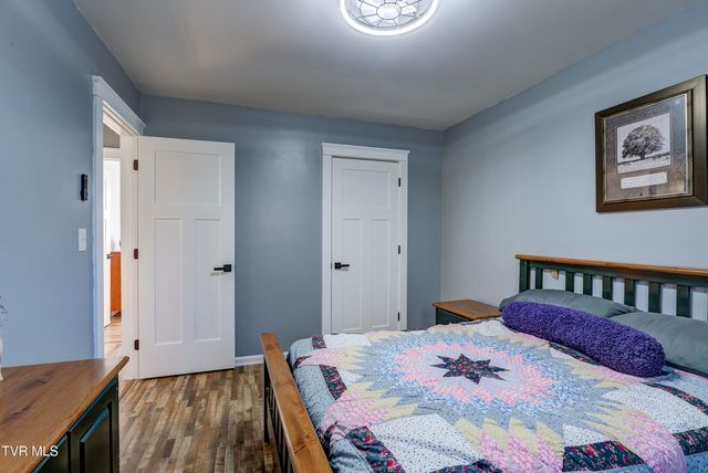 1604 Boones Creek Road, Jonesborough, TN 37659