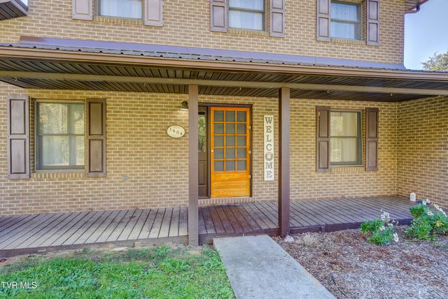 1604 Boones Creek Road, Jonesborough, TN 37659