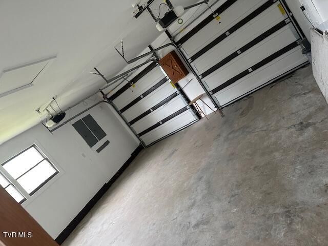 1604 Boones Creek Road, Jonesborough, TN 37659