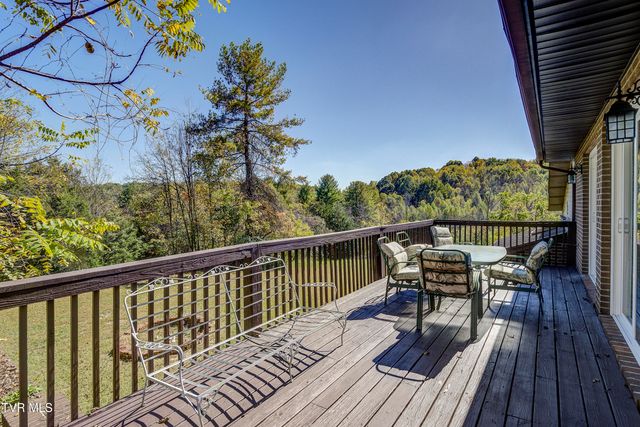 1604 Boones Creek Road, Jonesborough, TN 37659