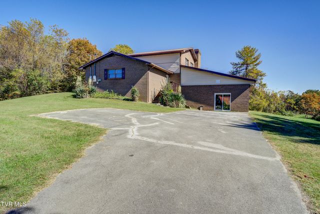 1604 Boones Creek Road, Jonesborough, TN 37659