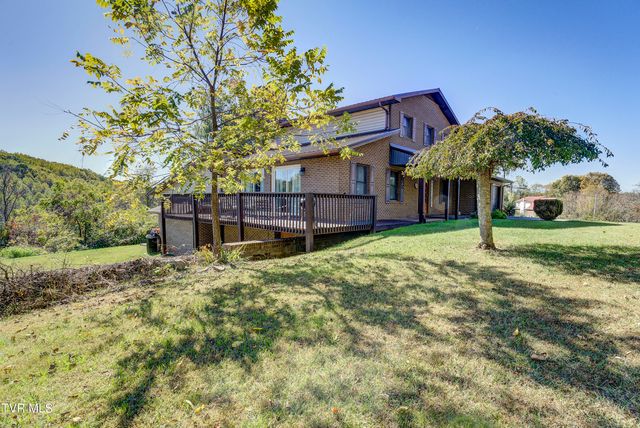 1604 Boones Creek Road, Jonesborough, TN 37659