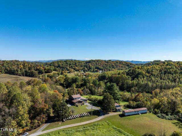 1604 Boones Creek Road, Jonesborough, TN 37659
