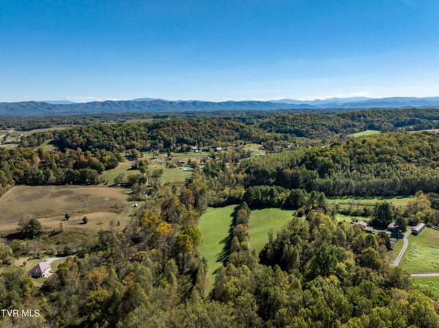 1604 Boones Creek Road, Jonesborough, TN 37659