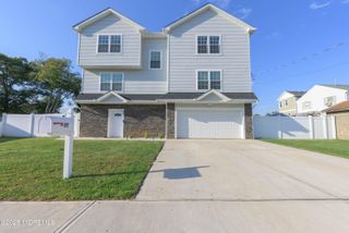 49 Garfield Avenue, Keansburg, NJ 07734