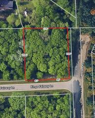 698 Kings Fairway Lane, Grand Blanc, MI 48439