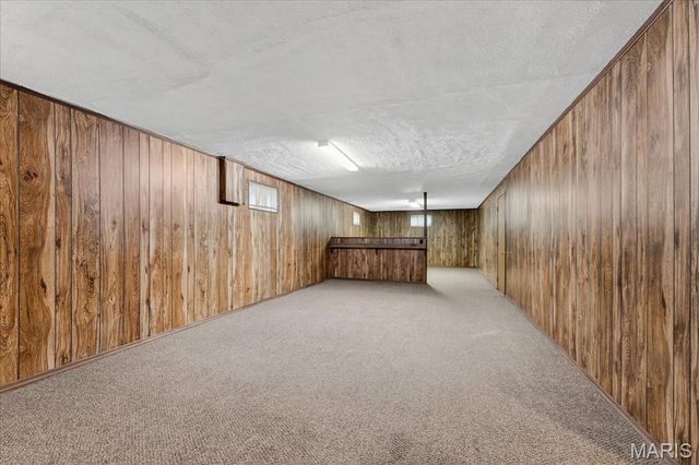 809 Longview Drive, St Charles, MO 63301