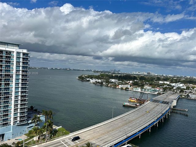 7601 E Treasure Dr 2012, North Bay Village, FL 33141