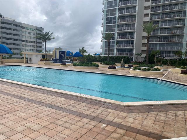 7601 E Treasure Dr 2012, North Bay Village, FL 33141