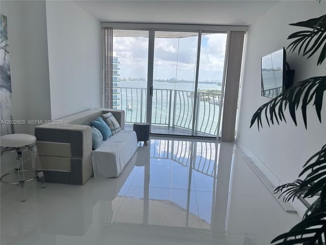 7601 E Treasure Dr 2012, North Bay Village, FL 33141