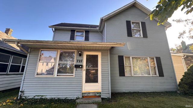 727 W Garfield Avenue, Elkhart, IN 46516