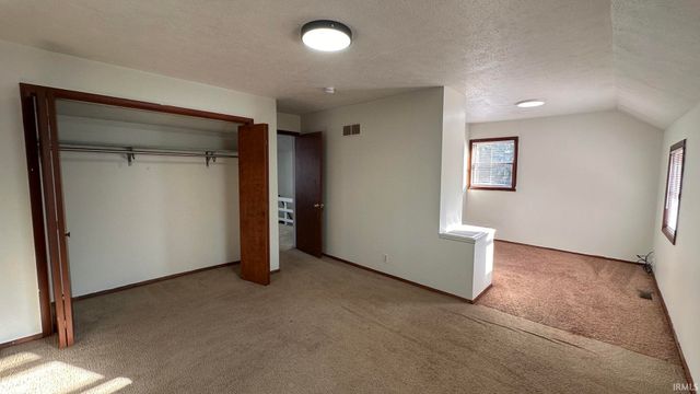 727 W Garfield Avenue, Elkhart, IN 46516