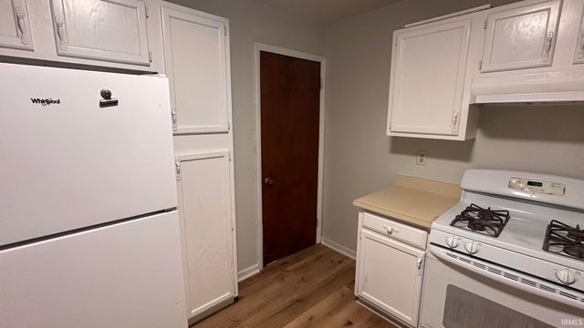 727 W Garfield Avenue, Elkhart, IN 46516