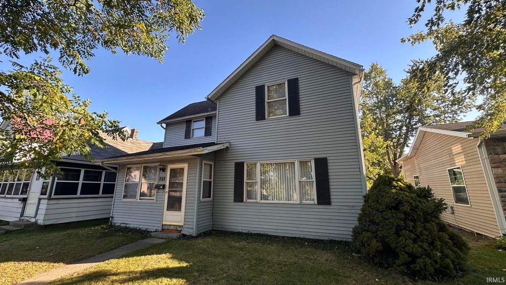 727 W Garfield Avenue, Elkhart, IN 46516