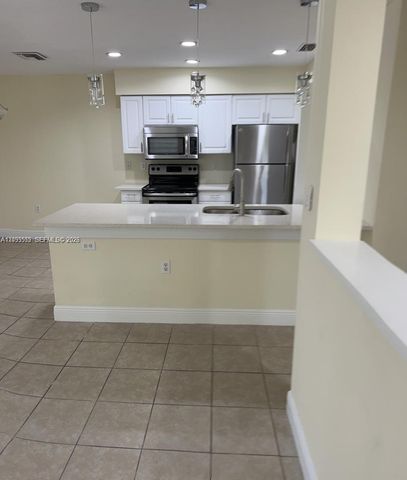 1315 Reflections Way 53-2, Miami, FL 33142