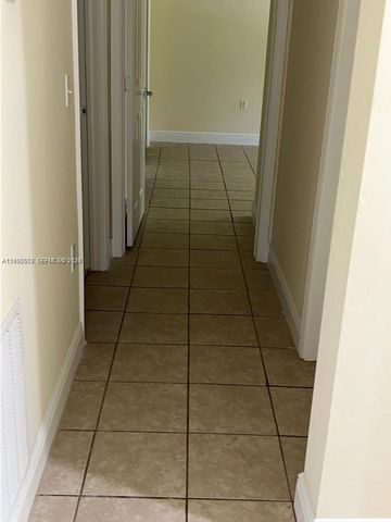 1315 Reflections Way 53-2, Miami, FL 33142