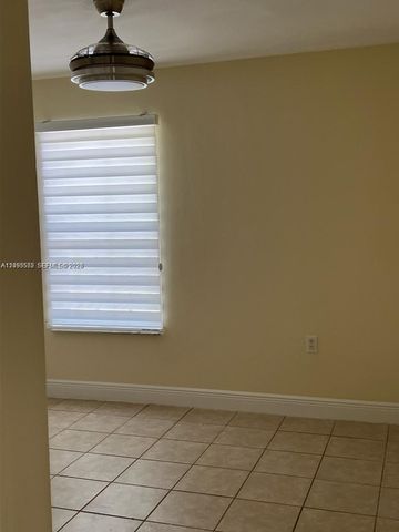 1315 Reflections Way 53-2, Miami, FL 33142