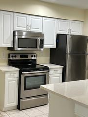 1315 Reflections Way 53-2, Miami, FL 33142