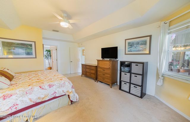 211 Lake Shore Drive, Merritt Island, FL 32953