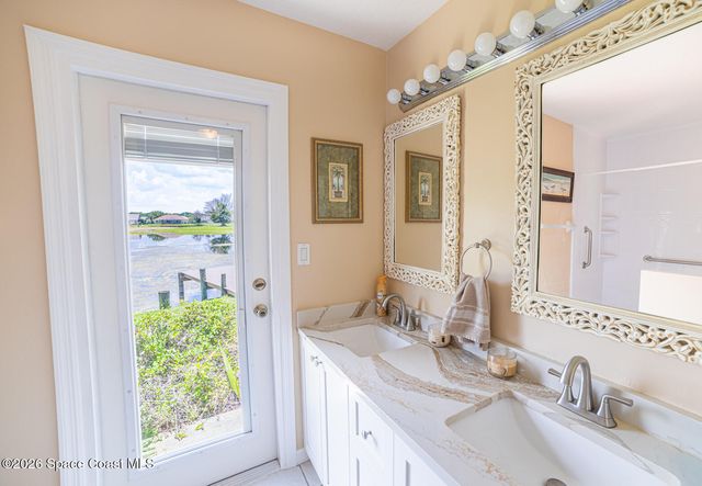211 Lake Shore Drive, Merritt Island, FL 32953