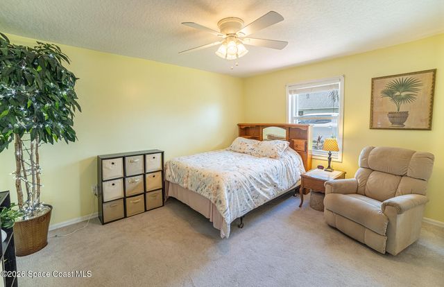 211 Lake Shore Drive, Merritt Island, FL 32953