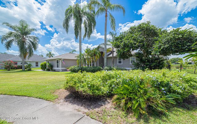211 Lake Shore Drive, Merritt Island, FL 32953