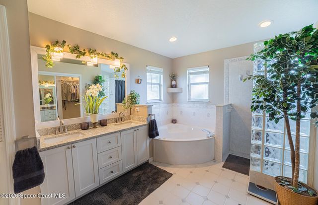 211 Lake Shore Drive, Merritt Island, FL 32953