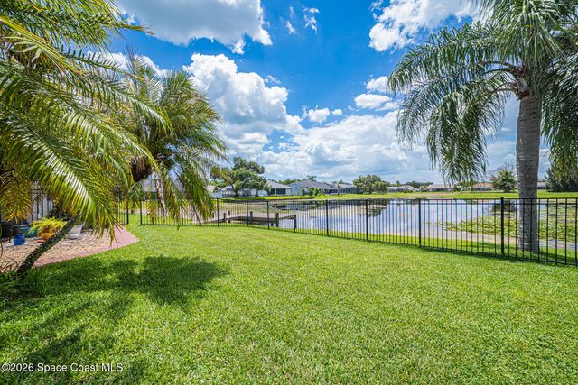 211 Lake Shore Drive, Merritt Island, FL 32953