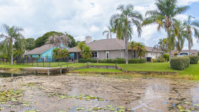 211 Lake Shore Drive, Merritt Island, FL 32953