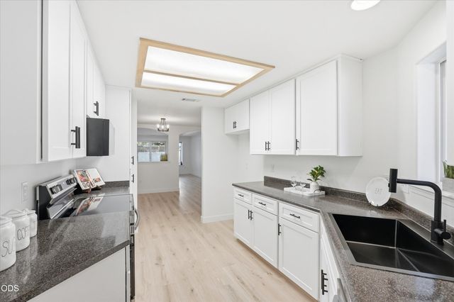 426 Crystal Drive, Eagle Point, OR 97524