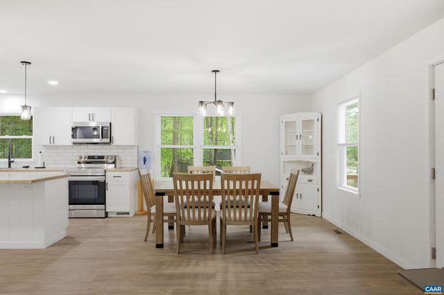 701 W 9TH ST, Mineral, VA 23117