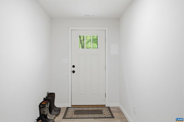 701 W 9TH ST, Mineral, VA 23117