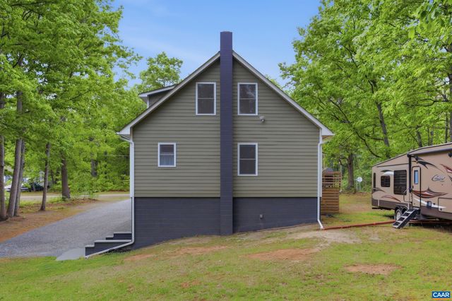 701 W 9TH ST, Mineral, VA 23117