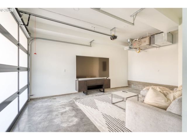 516 Ne 56TH Ave, Portland, OR 97213