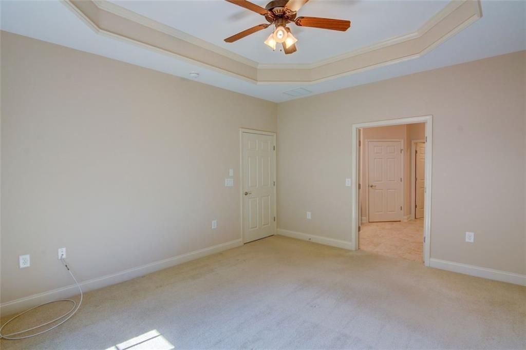 Image 23 of property listing at 4565 FLYCATCHER Drive 202, Alpharetta, GA 30004