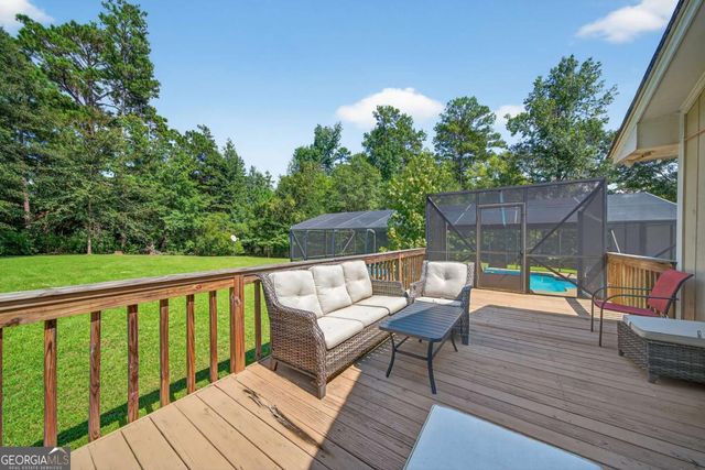 3674 Sussex Drive NE, Milledgeville, GA 31061