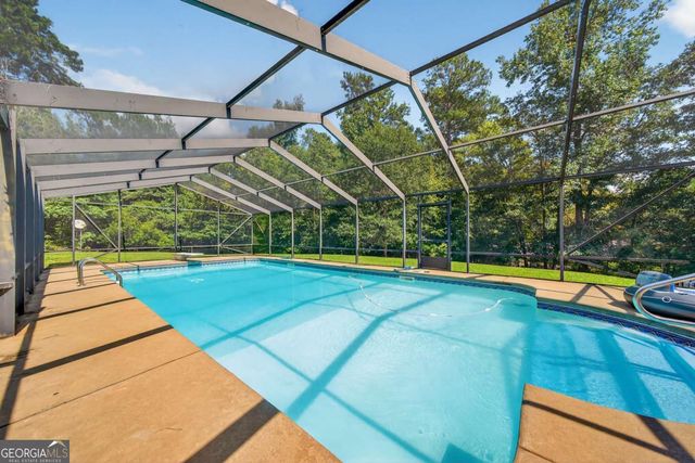 3674 Sussex Drive NE, Milledgeville, GA 31061