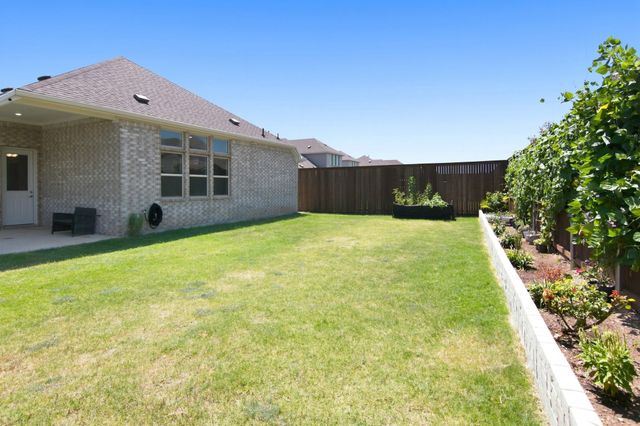 944 Tara Court, Haslet, TX 76052